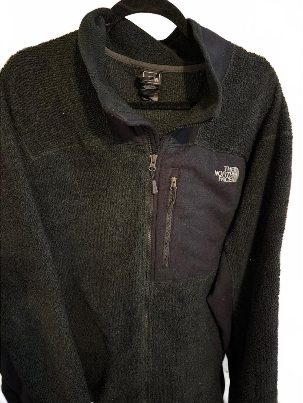 The North Face Men's XXL Black Full-Zip Fleece Jacket